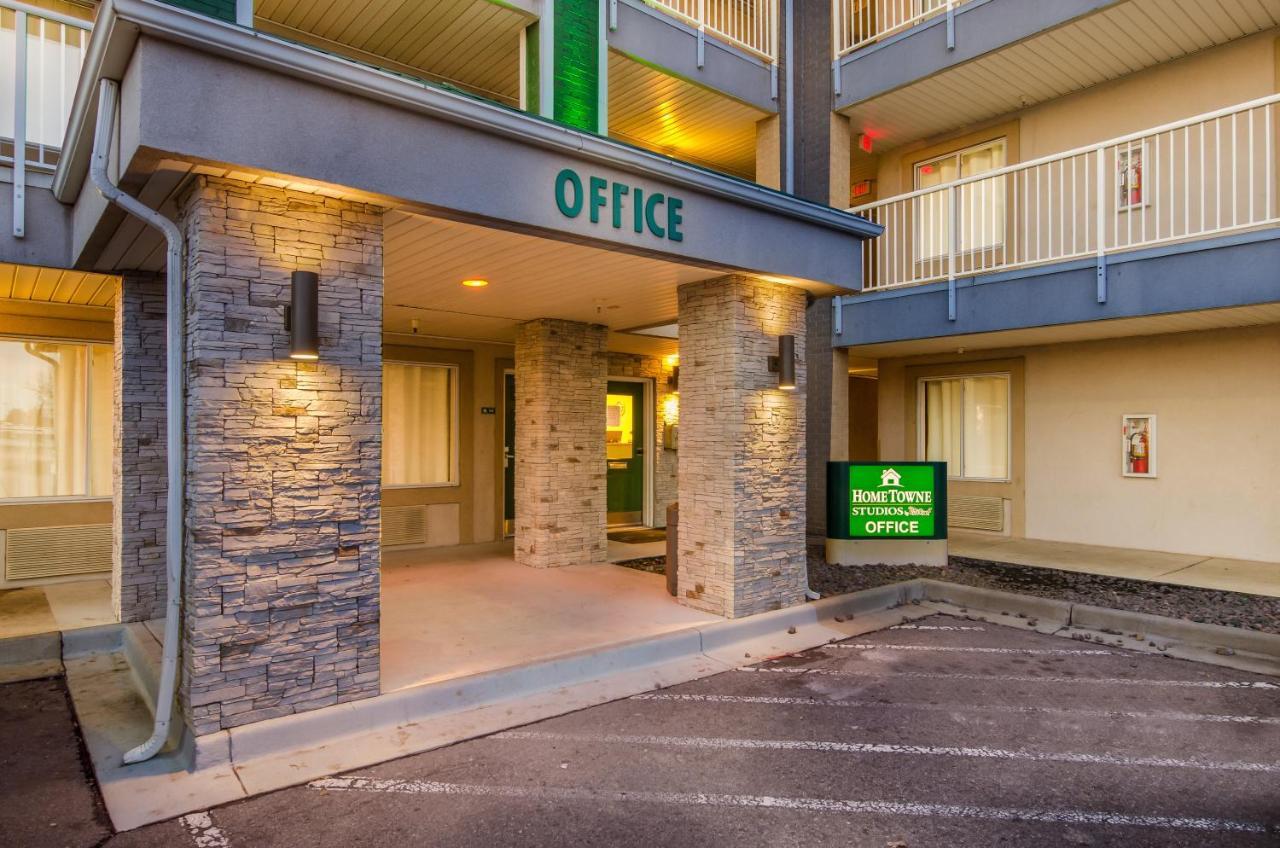 Hometowne Studios By Red Roof Denver - Airport/Aurora Exterior foto